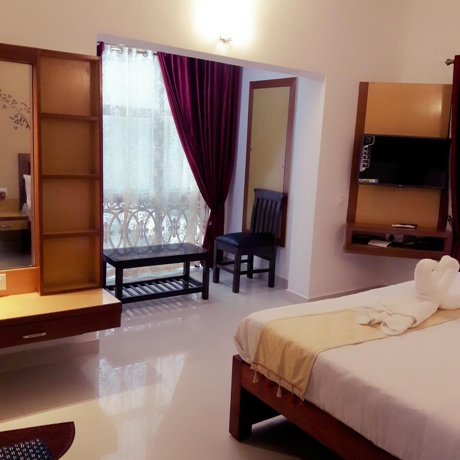 Hotel Alwesal International Madikeri Exterior foto