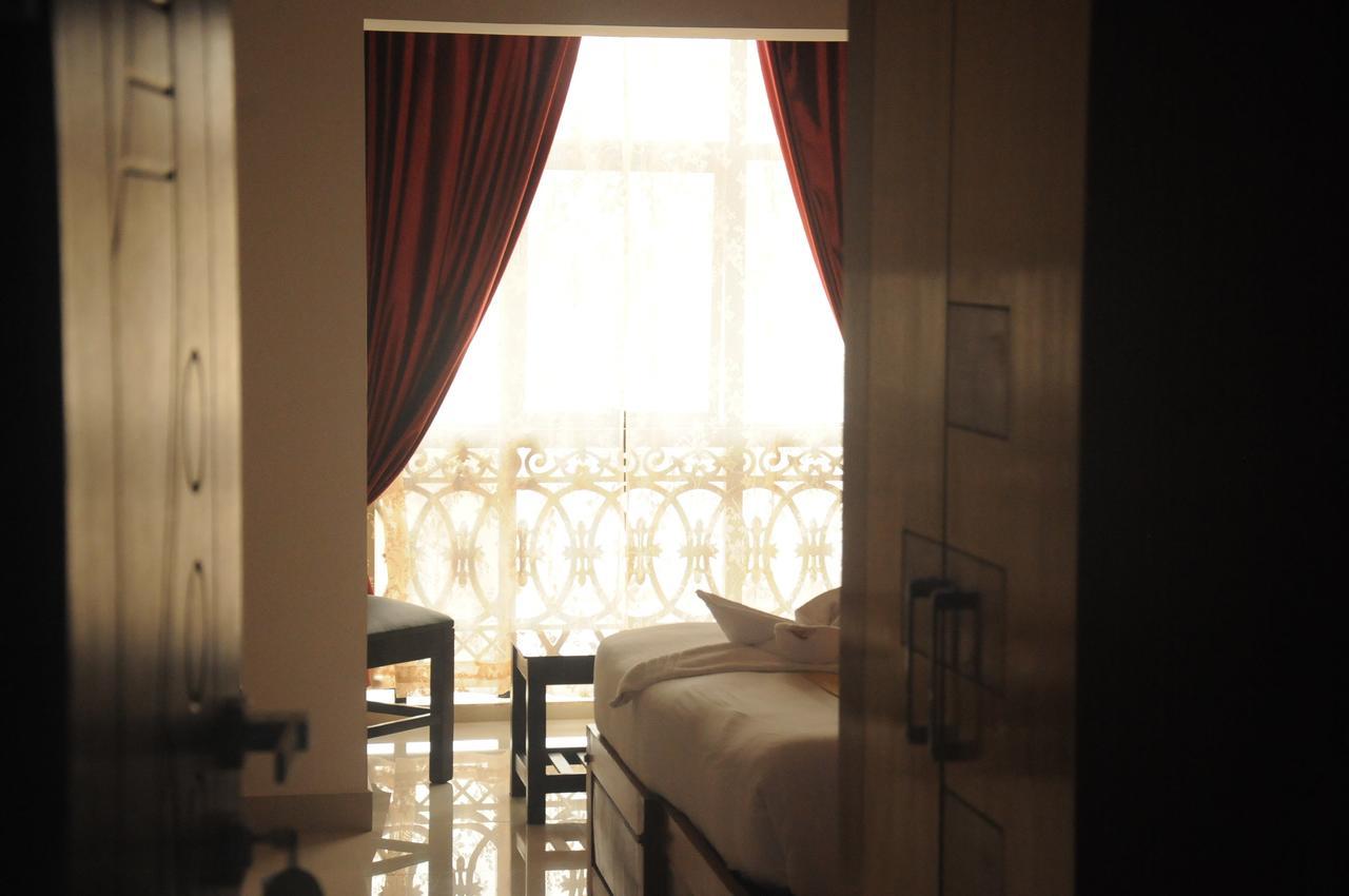 Hotel Alwesal International Madikeri Exterior foto