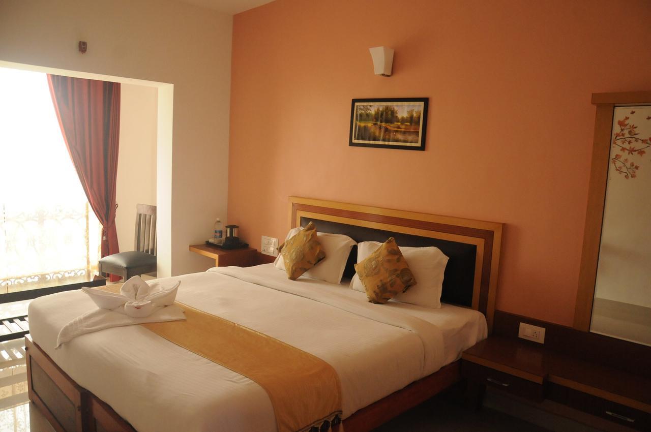 Hotel Alwesal International Madikeri Exterior foto