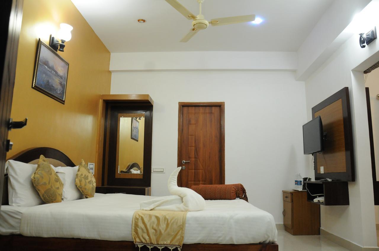 Hotel Alwesal International Madikeri Exterior foto