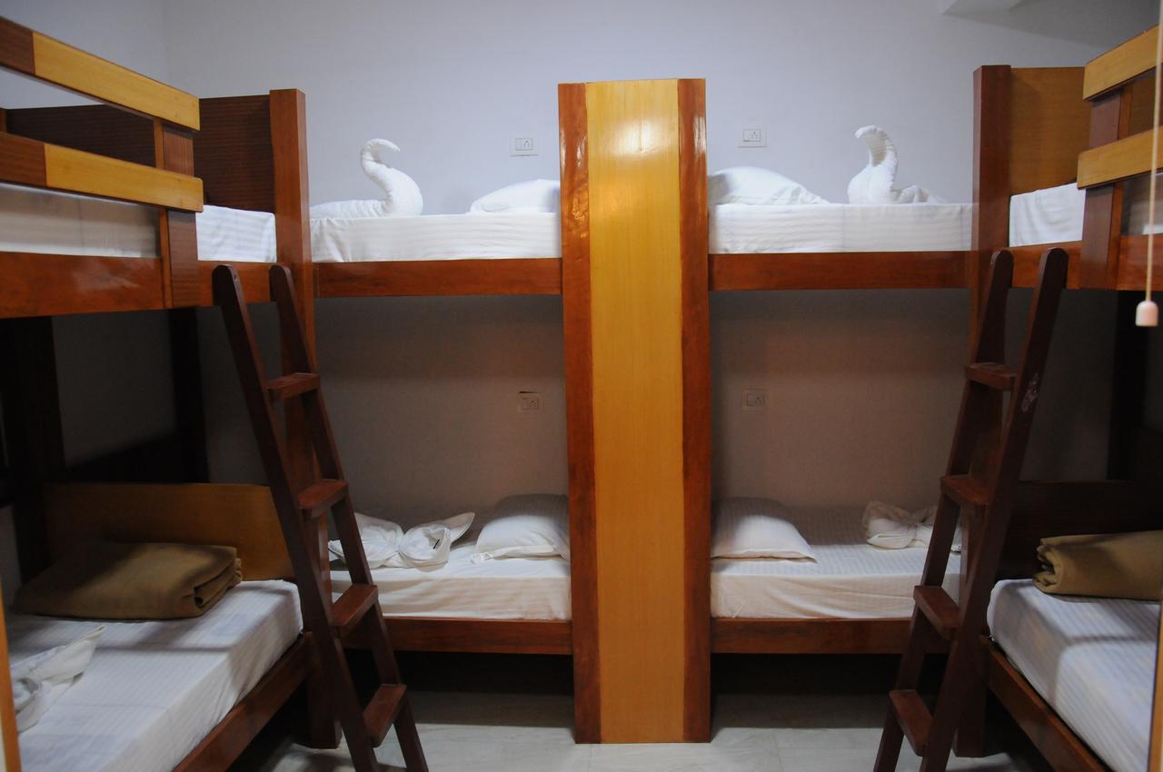 Hotel Alwesal International Madikeri Exterior foto